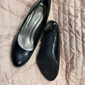 Classic Black Women's Court Shoes